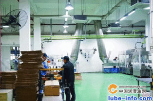 光洋化學 專注汽車養(yǎng)護品三十年，品質先行誠心服務，夯實U2品牌技術基礎